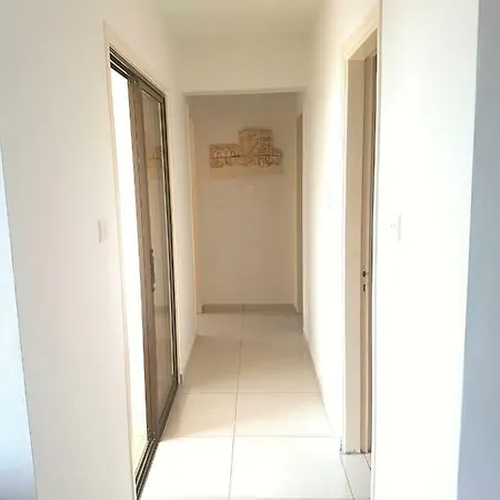Luxury Two Bedroom *