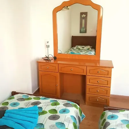 Luxury Two Bedroom Дом отдыха Вороклини